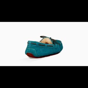 UGG Dakota Women’s Slippers Size 9